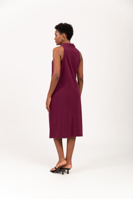 Vestido Midi Com Gola E Botões Frontais Vinho