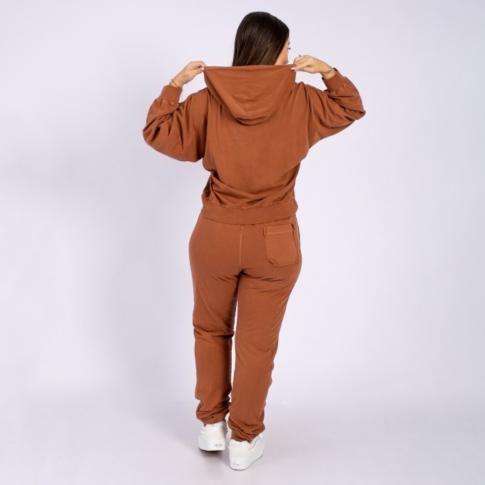 Conjunto Com Capuz E Calça Jogger Marrom