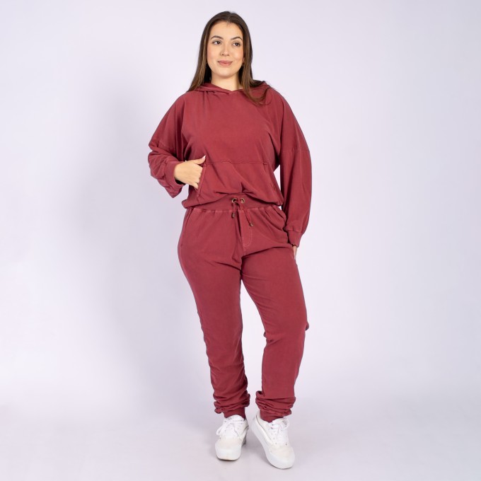 Conjunto Com Capuz E Calça Jogger Vinho