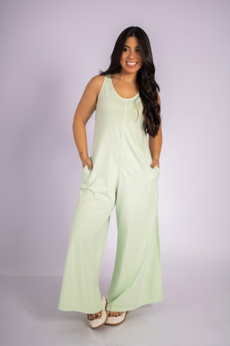 Macacão Pantalona Com Amarração Nas Costas Verde Claro
