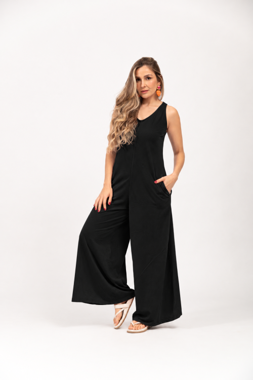 Macacão Pantalona Com Amarração Nas Costas Preto