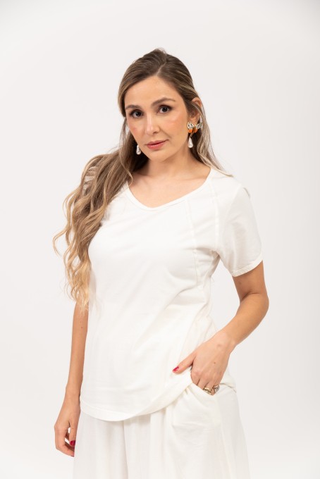 Blusa Manga Curta Com Recortes