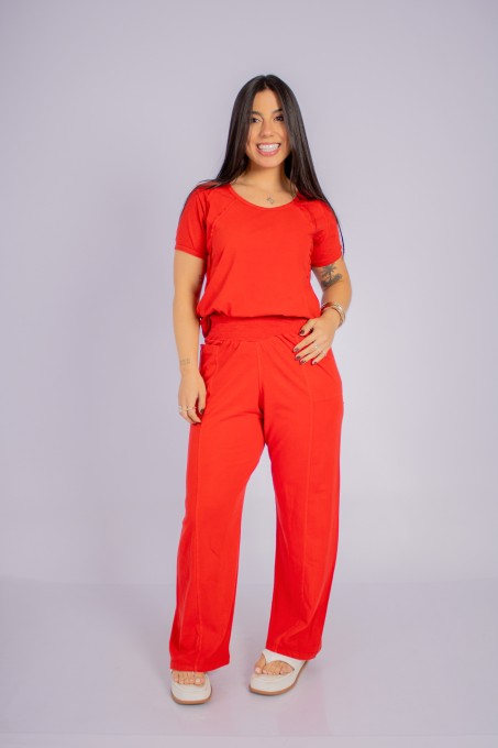 Conjunto Blusa Com Recortes E Calça Reta Com Bolsos Vermelho