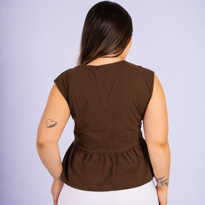 Blusa Decote V Com Babado Café