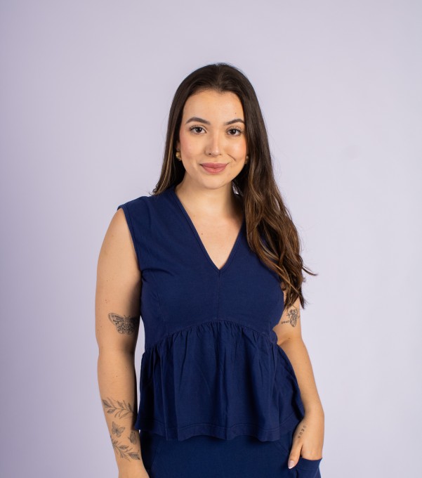 Blusa Decote V Com Babado Azul Marinho